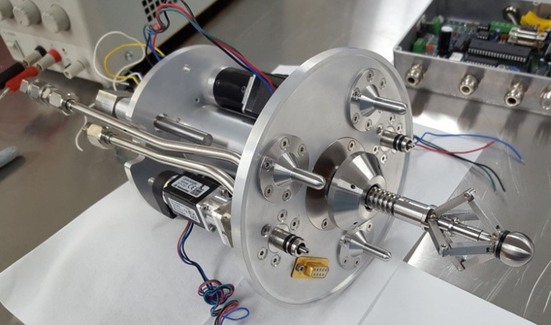 Docking mechanism could lead to refuelling satellites still in orbit pillars